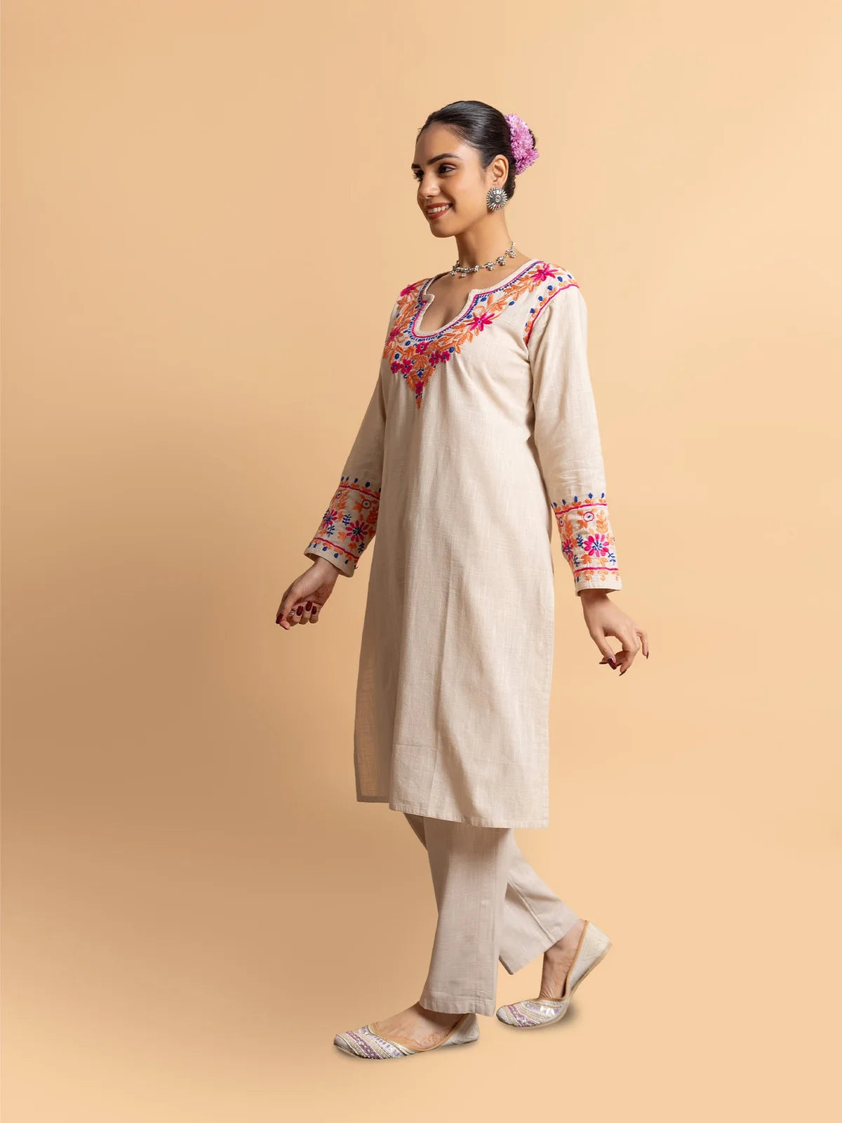 Saba Chikankari in Cotton Kurta Set